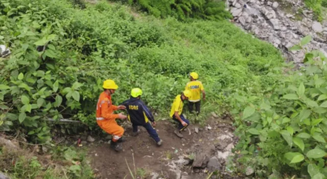 recue team at kendranath yatra site